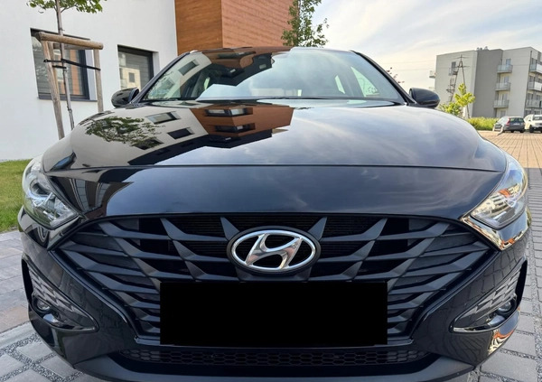 Hyundai I30 cena 54900 przebieg: 67000, rok produkcji 2020 z Gniezno małe 232